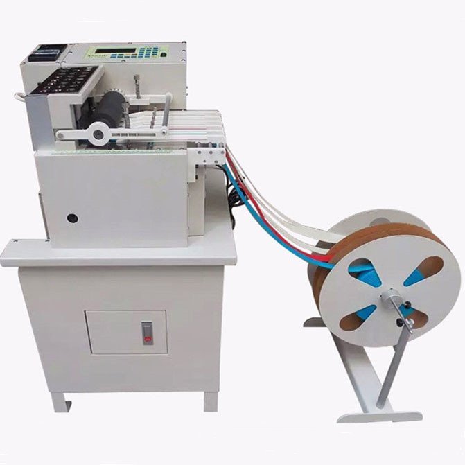 Roll to sheet cutting machine of high quality  ES-051