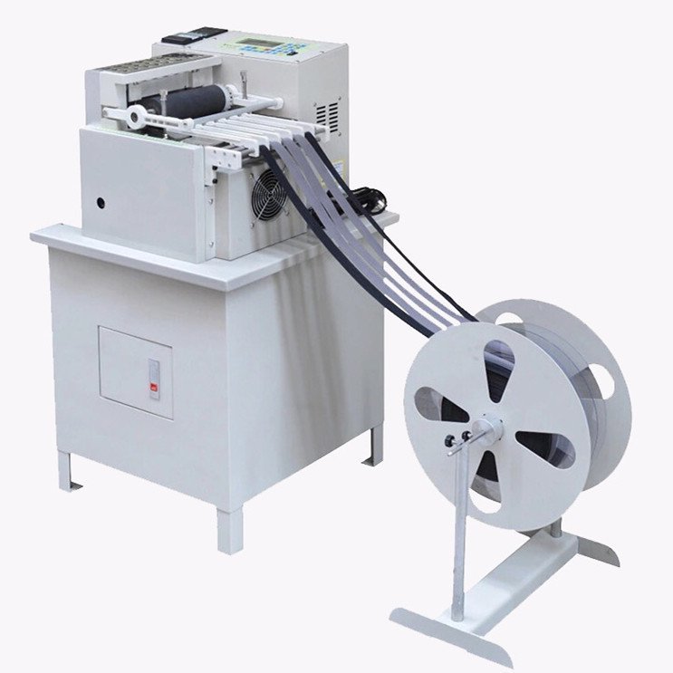 Roll to sheet cutting machine of high quality  ES-051