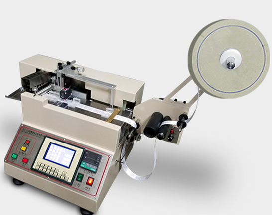 Label cutting solution for wash care labels  which describe cleary what may happen in label cutting process and offer solution